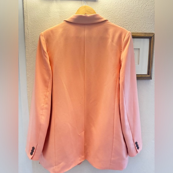 Women’s Blazer in gorgeous salmon color - Picture 3 of 4